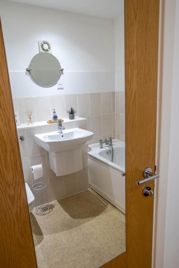 The Chaucer - Modern 3 Bed Home With Parking Close To City Centre Canterbury Esterno foto